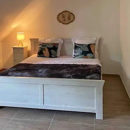 Apartmán For 4 People, In The Heart Of Alsace *